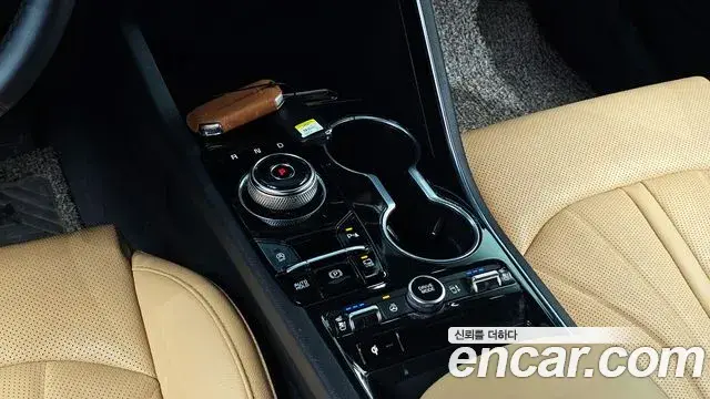 Kia K5 2021 — Şəkil 12/20