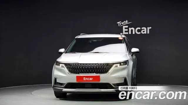 Kia Carnival 2022 — Photo 2/20