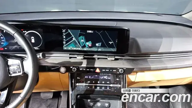 Kia Carnival 2022 — Photo 14/20