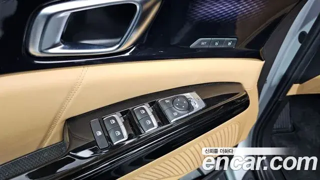Kia Carnival 2022 — Photo 17/20