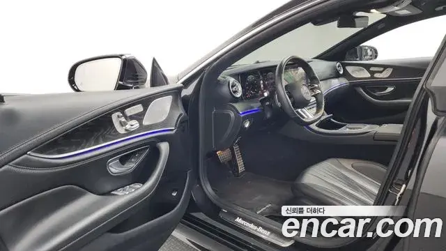 Mercedes-Benz CLS-Class 2022 — Photo 27/43