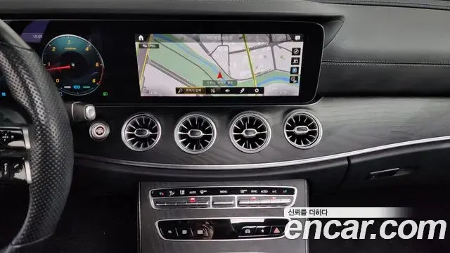 Mercedes-Benz CLS-Class 2022 — Photo 11/43