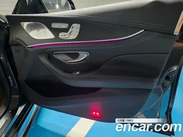 Mercedes-Benz CLS-Class 2022 — Photo 20/43