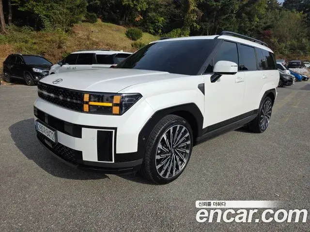 Hyundai Santa Fe 2023 — Photo 1/20