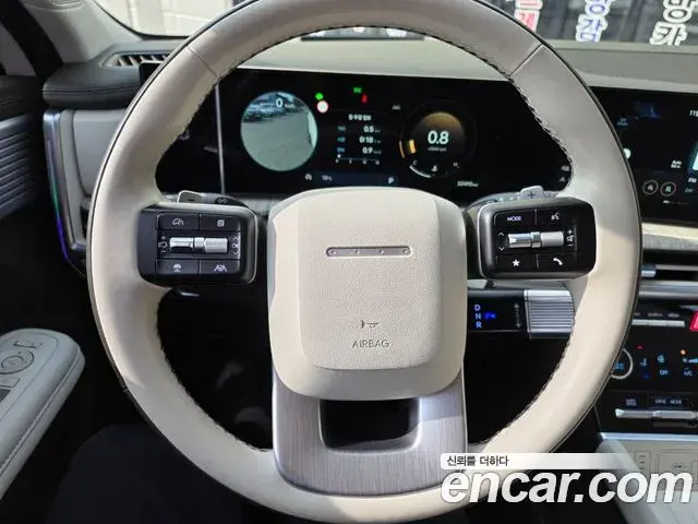 Hyundai Santa Fe 2023 — Photo 2/20