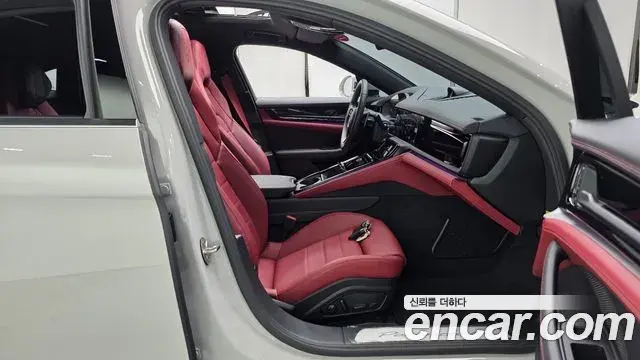 Porsche Panamera 2024 — Şəkil 16/20