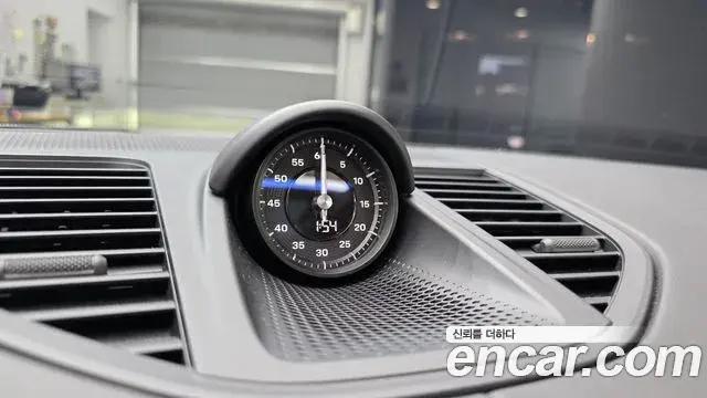 Porsche Panamera 2024 — Şəkil 17/20