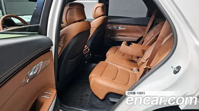 Genesis GV70 2023 — Photo 4/20