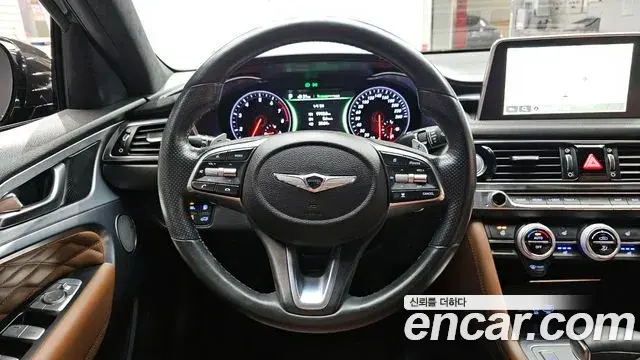 Genesis G70 2018 — ფოტო 17/20