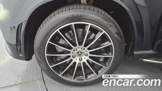 Mercedes-Benz GLE-Class 2022 — ფოტო 10/20