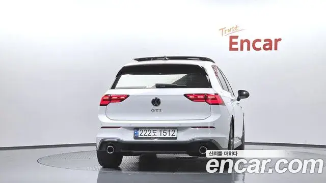 Volkswagen Golf 2024 — Şəkil 18/20