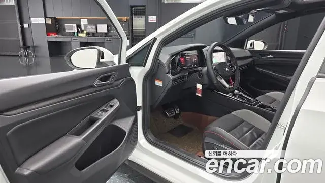 Volkswagen Golf 2024 — Şəkil 12/20