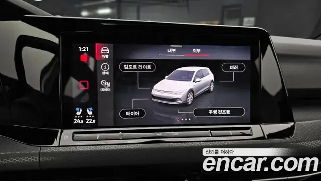 Volkswagen Golf 2024 — Şəkil 10/20