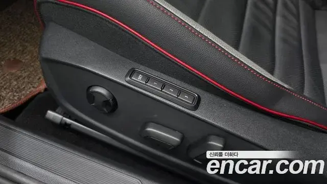 Volkswagen Golf 2024 — Şəkil 20/20