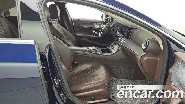 Mercedes-Benz CLS-Class 2020 — Şəkil 14/20