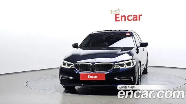 BMW 5 Series 2020 — Şəkil 19/20