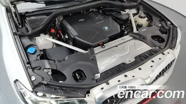 BMW X4 2022 — Şəkil 8/20