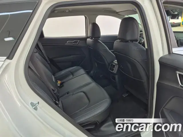 Kia Sportage 2022 — Photo 12/20