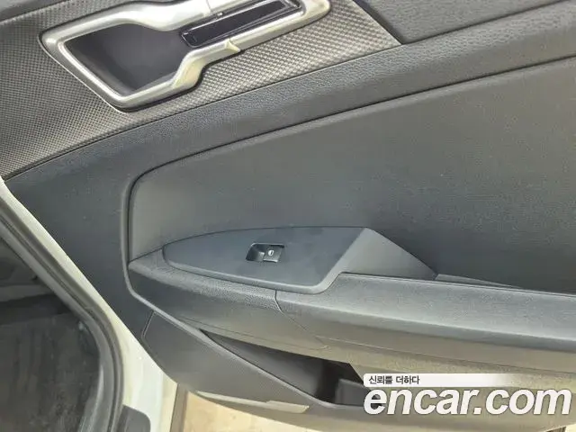 Kia Sportage 2022 — Photo 18/20