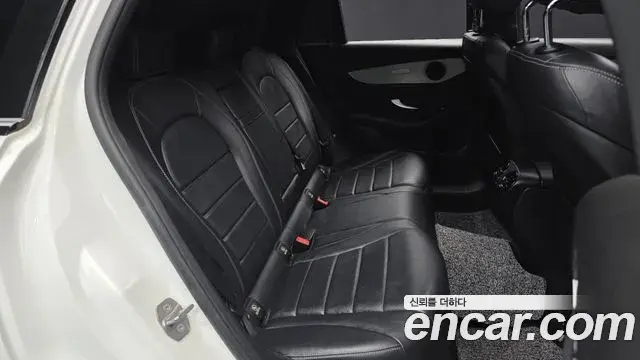 Mercedes-Benz GLC-Class 2018 — ფოტო 12/20