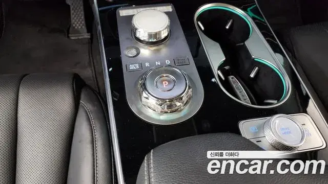 Genesis GV80 2025 — ფოტო 14/20