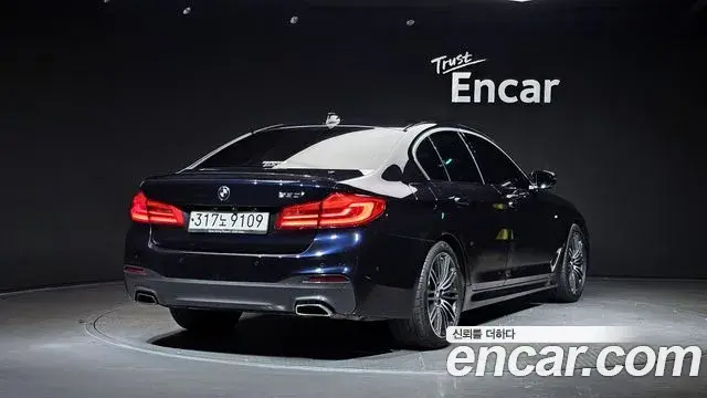 BMW 5 Series 2020 — Photo 6/20