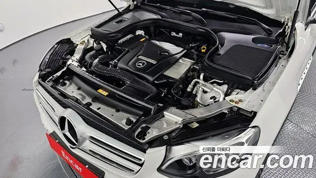 Mercedes-Benz GLC-Class 2019 — Photo 1/20