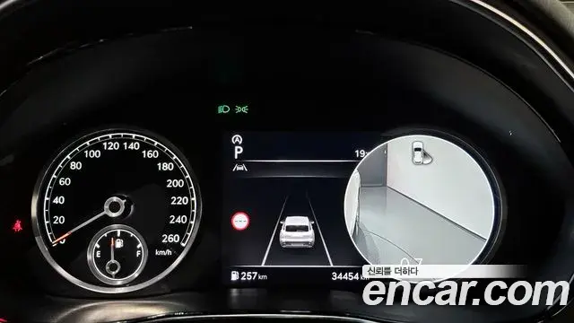 Genesis GV70 2024 — ფოტო 15/20