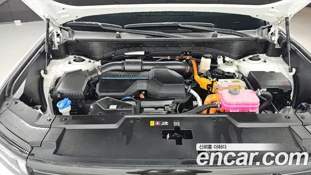 Hyundai Santa Fe 2023 — ფოტო 17/20