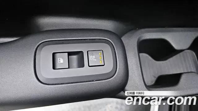 Hyundai Santa Fe 2023 — ფოტო 2/20