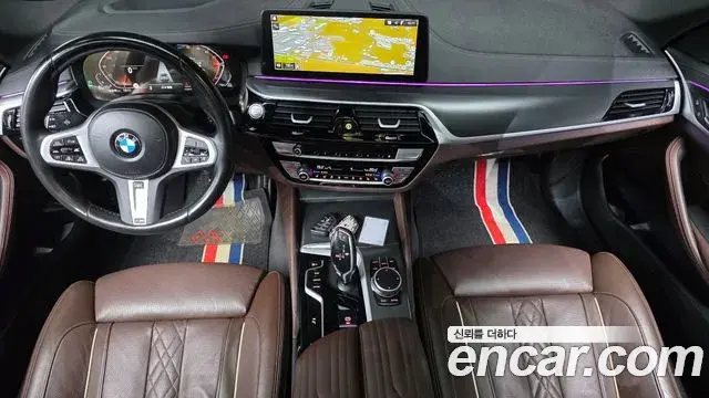 BMW 5 Series 2022 — Şəkil 8/20