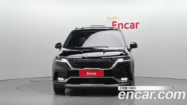 Kia Carnival 2021 — Фото 3/20