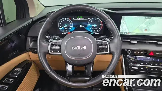 Kia Carnival 2021 — Фото 13/20