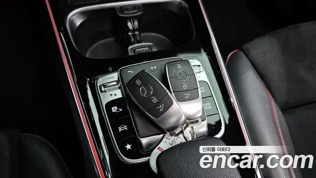 Mercedes-Benz GLB-Class 2020 — ფოტო 2/20