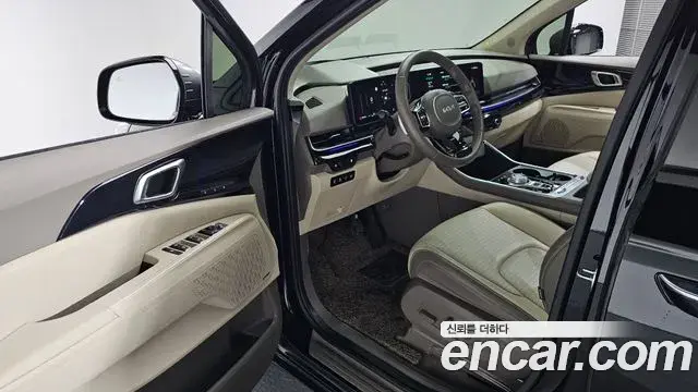 Kia Carnival 2024 — Photo 12/20