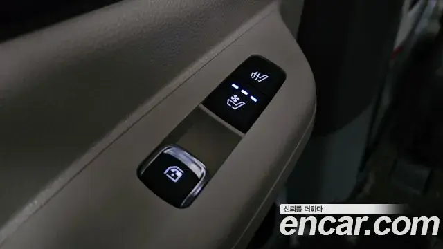 Kia Carnival 2024 — Photo 19/20