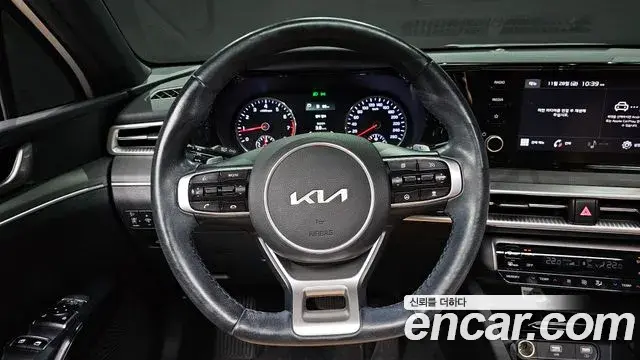 Kia K5 2022 — Photo 16/20