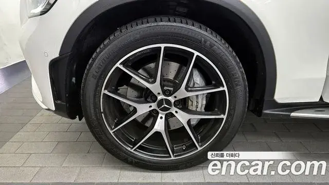 Mercedes-Benz GLC-Class 2021 — ფოტო 4/20
