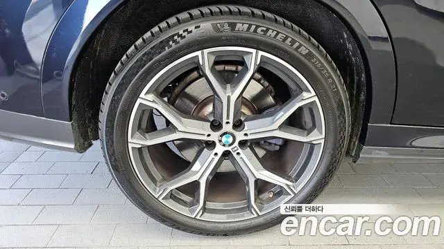 BMW X6 2021 — Photo 15/20