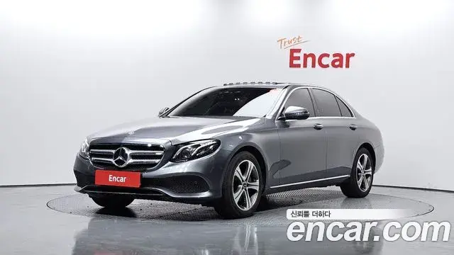 Mercedes-Benz E-Class 2018 — Şəkil 9/20