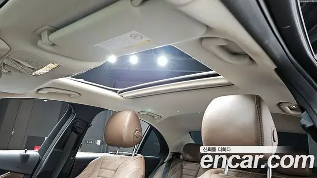 Mercedes-Benz E-Class 2018 — Şəkil 13/20