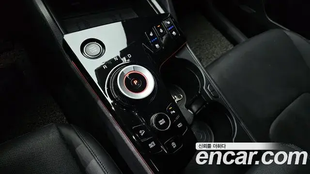 Kia Sportage 2023 — Photo 2/20