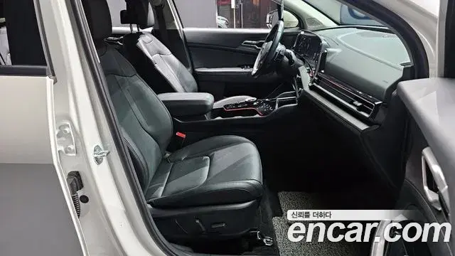 Kia Sportage 2023 — Photo 16/20