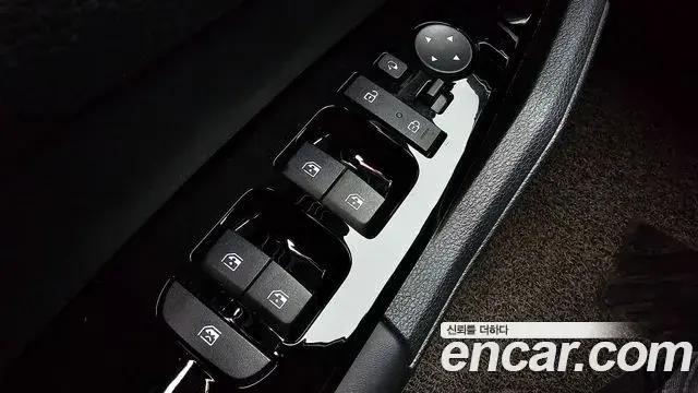 Kia Sportage 2023 — Photo 8/20