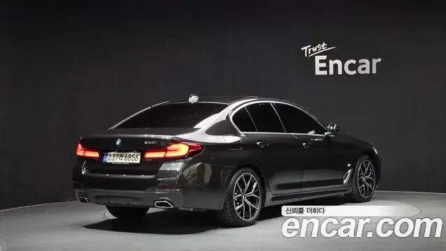 BMW 5 Series 2021 — Şəkil 15/20
