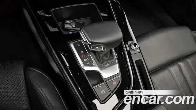 Audi A4 2020 — Photo 16/20