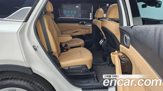 Kia Sorento 2020 — Şəkil 18/20