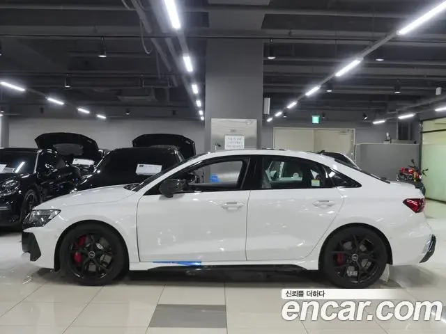 Audi RS3 2025 — ფოტო 18/18