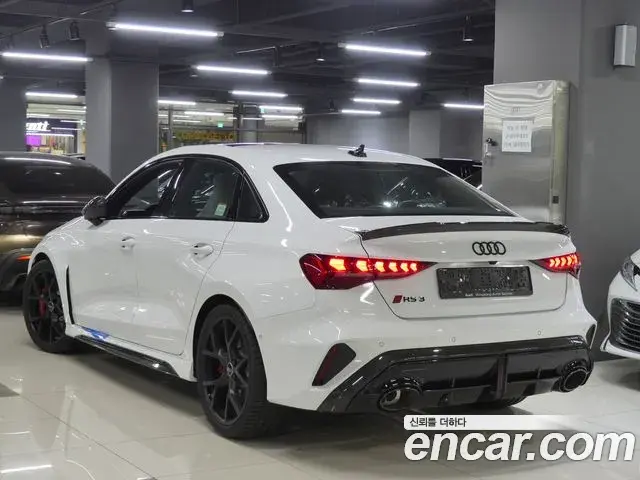 Audi RS3 2025 — ფოტო 8/18