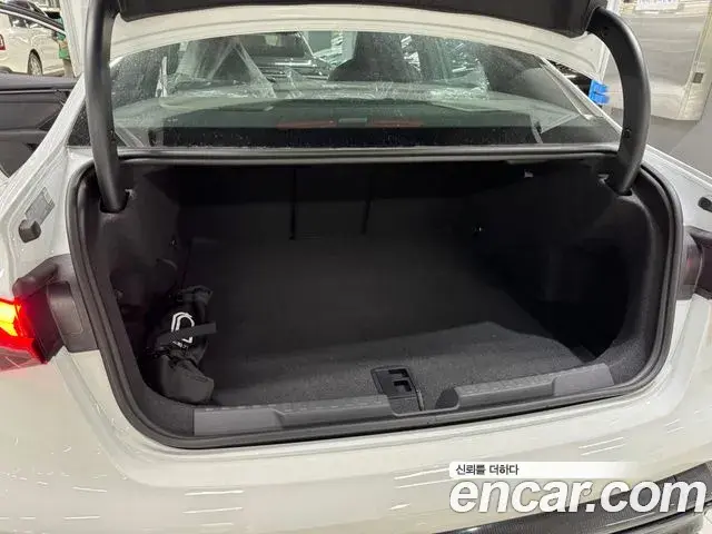 Audi RS3 2025 — ფოტო 10/18